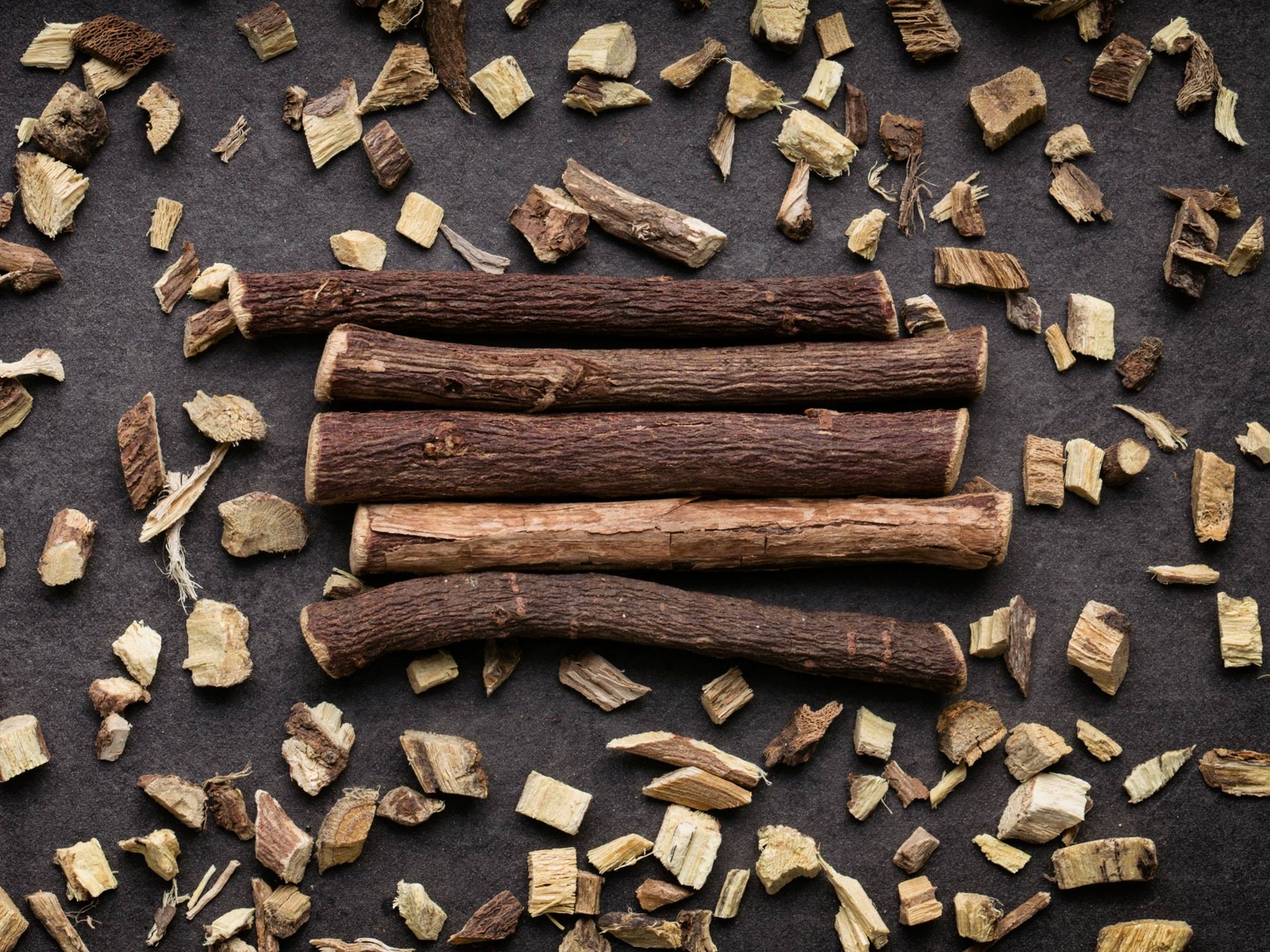 Liquorice Cooking ingredients - liquorice root, liquorice powder, pure liquorice pellets and more! 