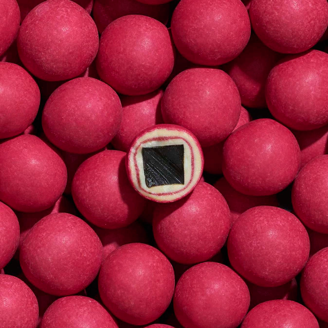 Lakrids Crispy Raspberry - Pink Raspberries & White Chocolate Coated Liquorice