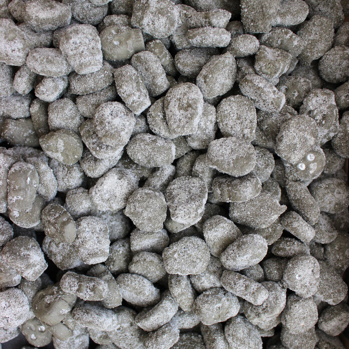 Mormor Lisas Skummis – Foam Salt Liquorice With A Salmiak Coating