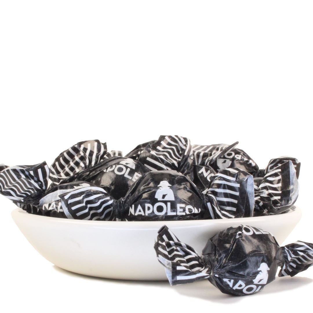 Napoleon Drop Kogels – Hard Boiled Liquorice With a Powder Core