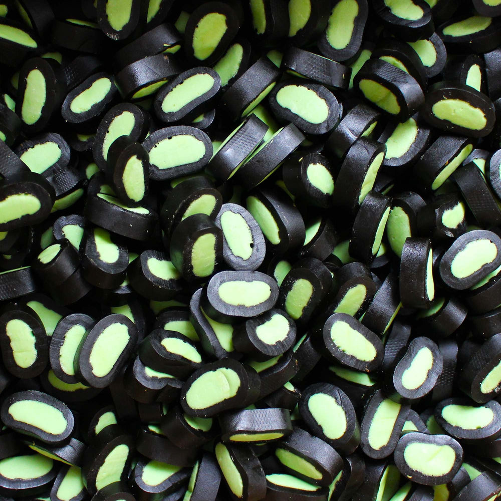 Porvoon Lakritsi Giant Apple Flavoured Sweet Black Liquorice Bites