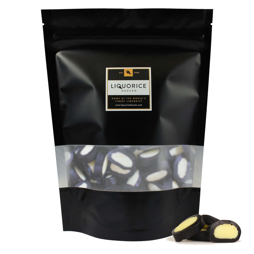 Porvoon Lakritsi Giant Banana Flavoured Sweet Black Liquorice Bites