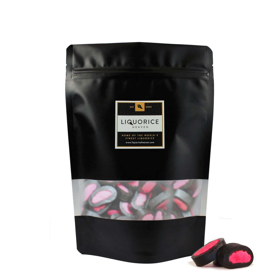 Porvoon Lakritsi Giant Strawberry Flavoured Sweet Black Liquorice Bites