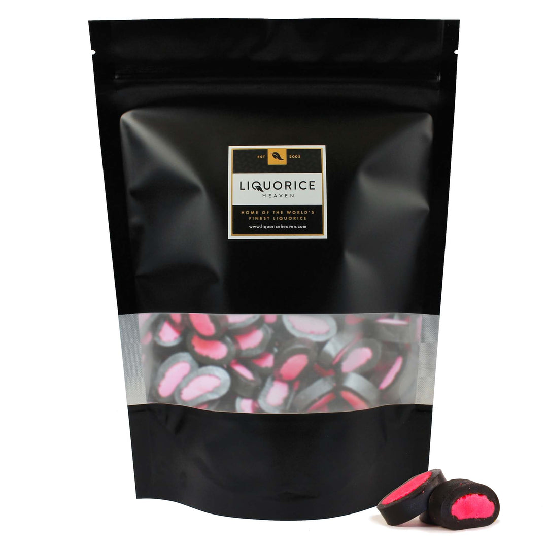 Porvoon Lakritsi Giant Strawberry Flavoured Sweet Black Liquorice Bites
