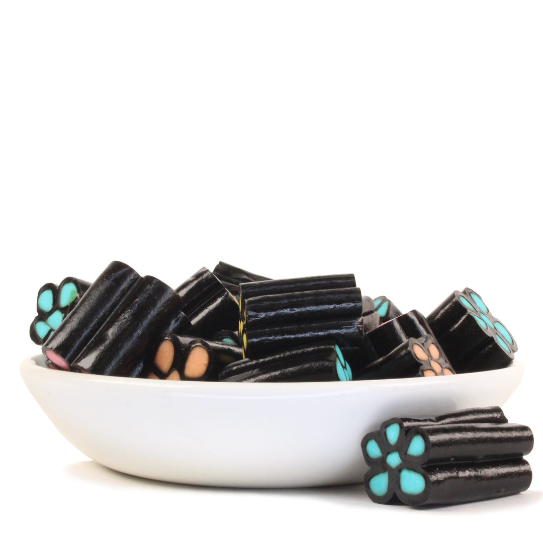 Revolvers - Mild Sweet Liquorice & Sugar Fondant Filling