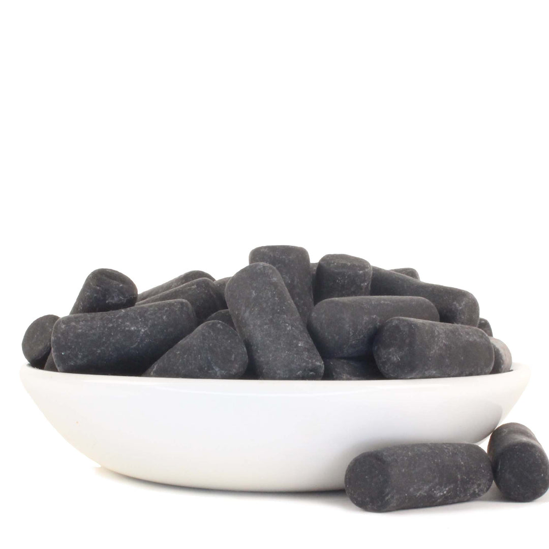 Schoolkrijt Zwart (Black School Chalks) - Soft Liquorice & Slamiak in a Sugar Shell
