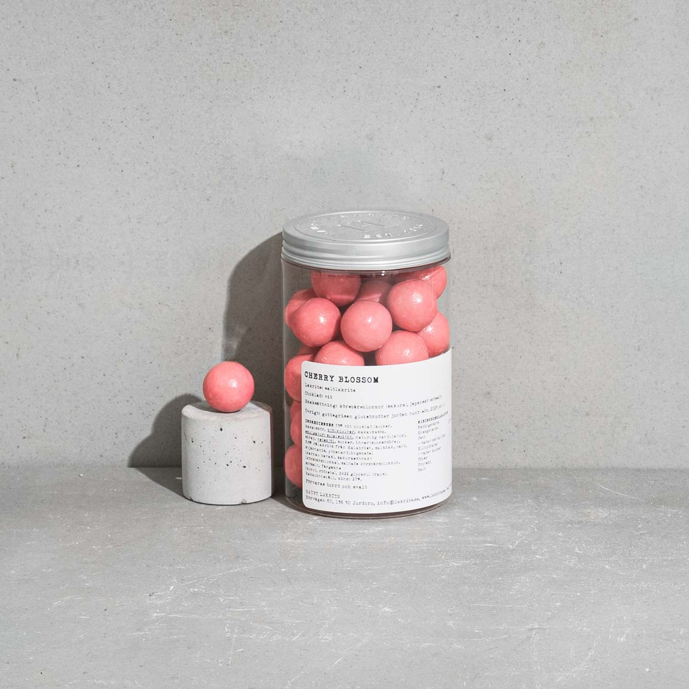 Haupt Lakrits Cherry Blossom – Salt liquorice, White Chocolate, Sakura & Japanese Snowsalt