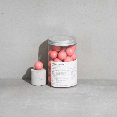 Haupt Lakrits Cherry Blossom – Salt liquorice, White Chocolate, Sakura & Japanese Snowsalt
