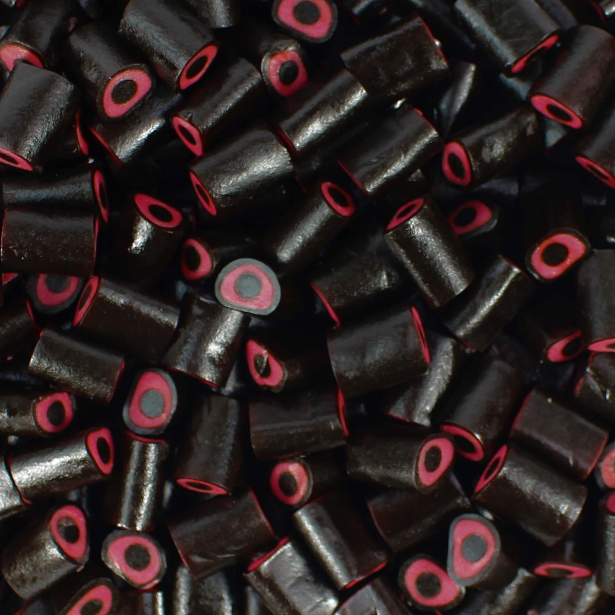 Saborian And The Los 『 Something's ～ 』 Toms Salta Hallon (Flamingo Tubes) - Salty Liquorice With A Sweet Rasp